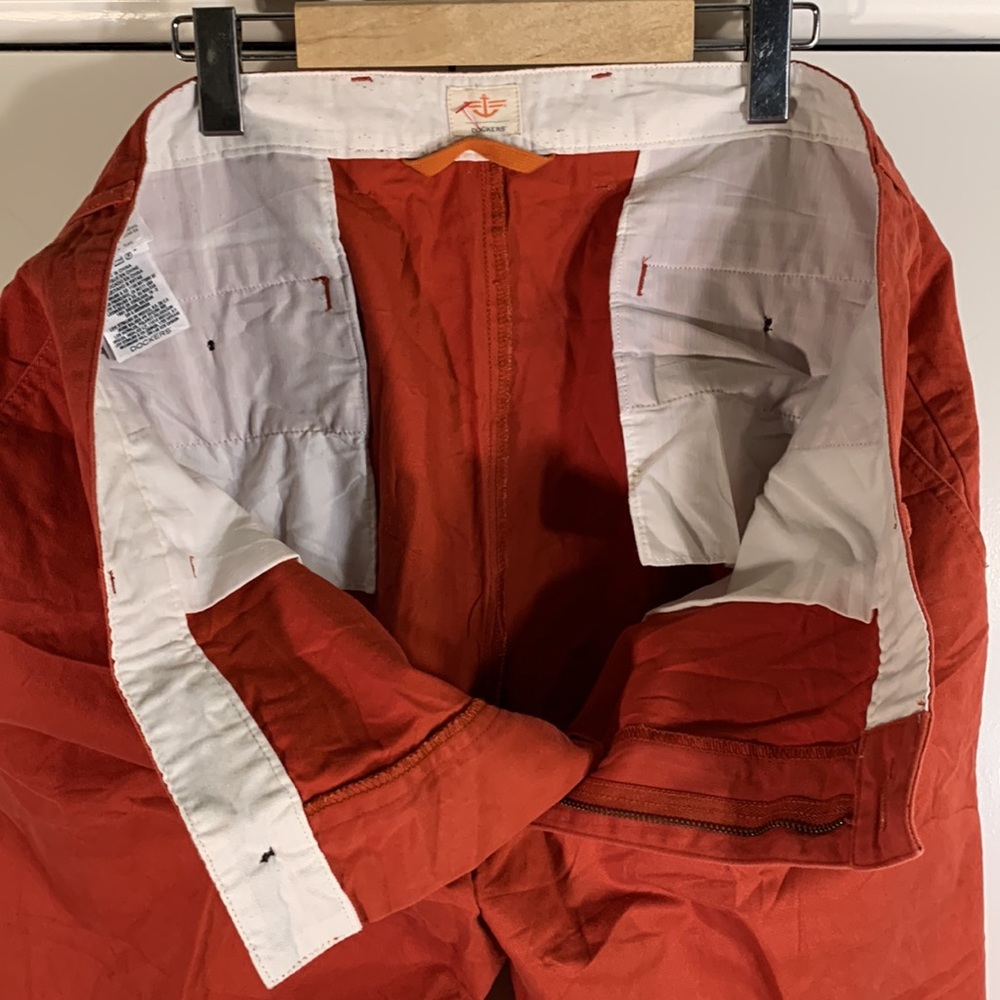 Levi’s Dockers (40”) - Picture 10 of 12